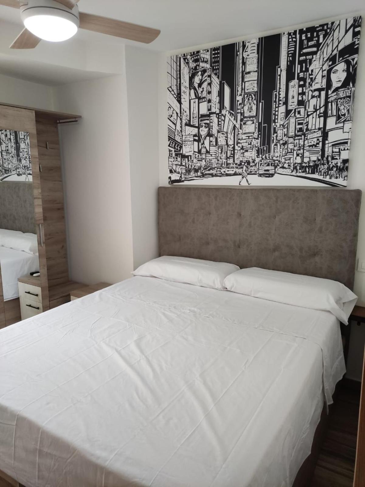 Solymar Poniente Apartamento Recien Reformado A 3 Min De Playa Poniente Y Del Centro Parking Opcional 貝尼多姆 外观 照片